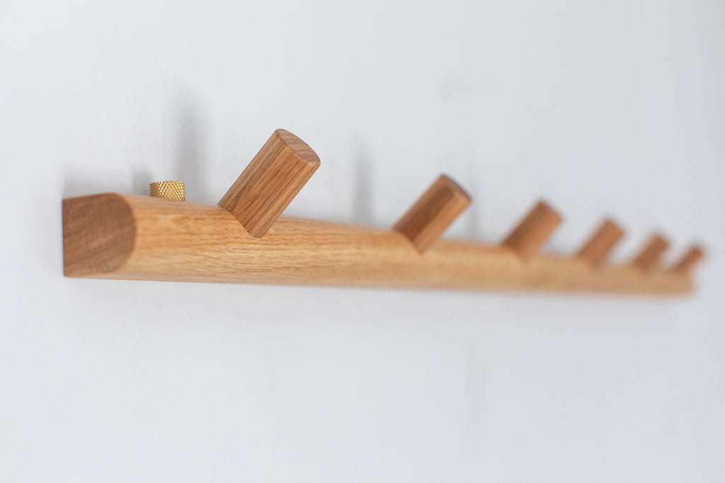 Timber outlet coat hooks