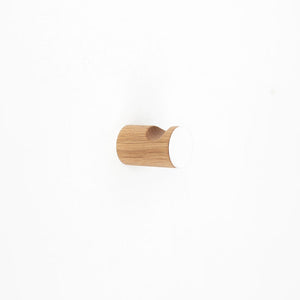Scandiluxe - Oak and White Scoop Wall Hook
